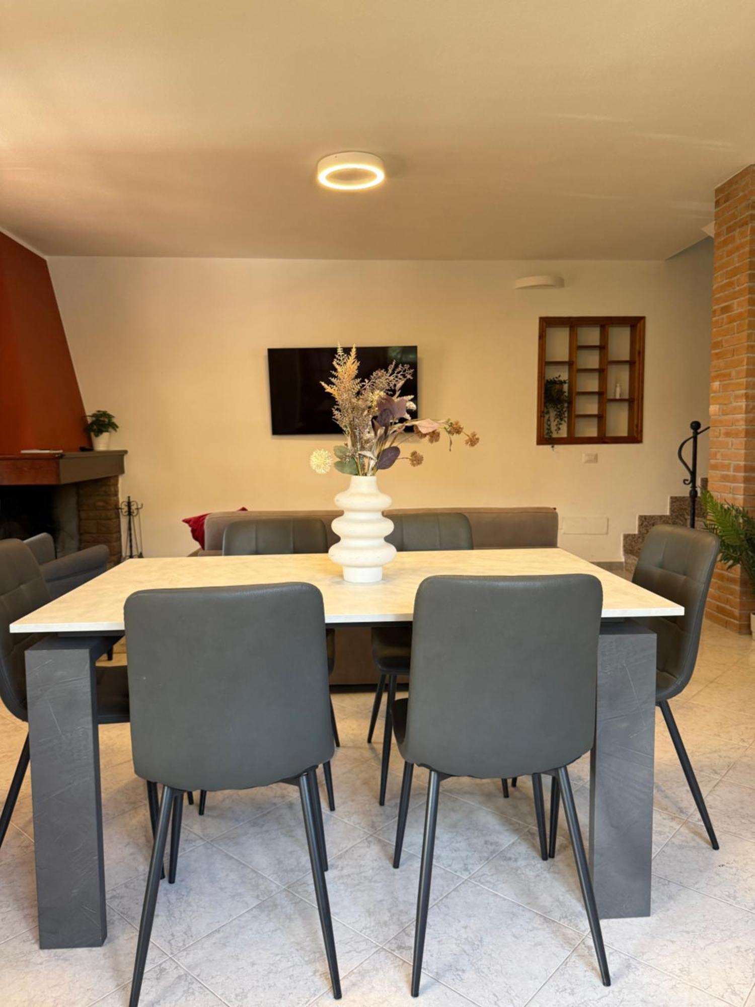 Lovely Home 5 Min Walk To The Beach, 3 Bedrooms Ample Outdoor Relax And Wifi Capitana Kültér fotó